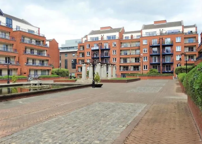 Customerhouse, 1 Double Room, 1 Homestay *